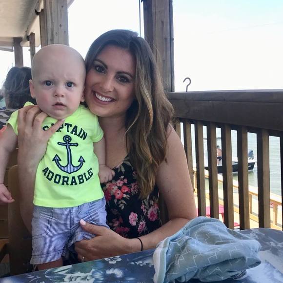 Meet your Posher, Amber - Picture 1 of 1